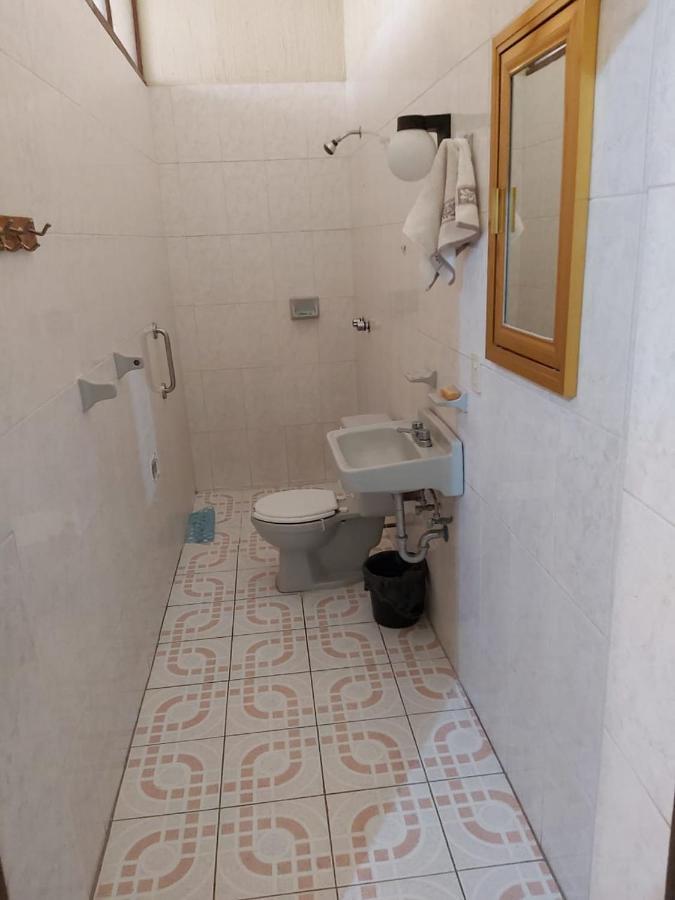 Hostal Guadalajara Esterno foto