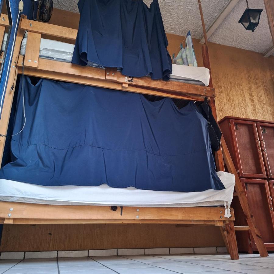 Hostal Guadalajara Esterno foto
