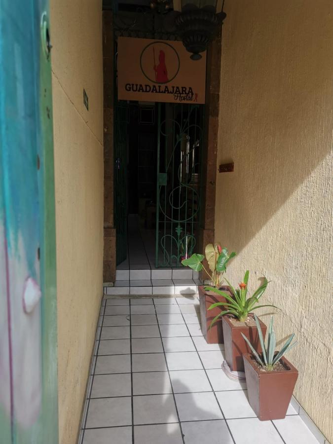Hostal Guadalajara Esterno foto