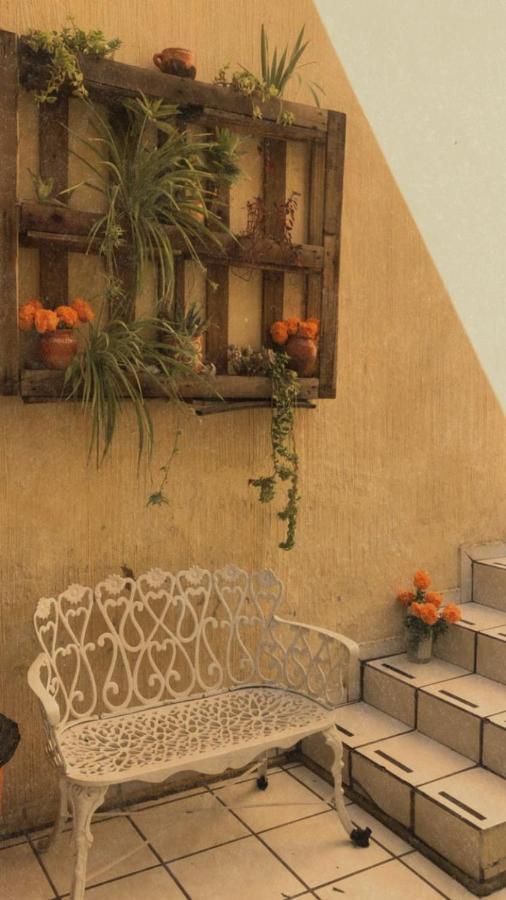 Hostal Guadalajara Esterno foto